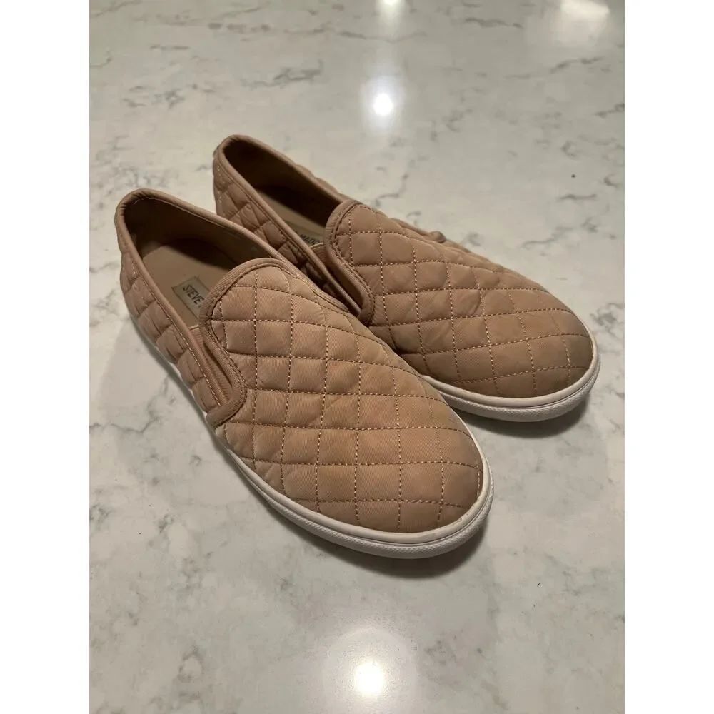 Steve Madden Quilted Tan Loafers